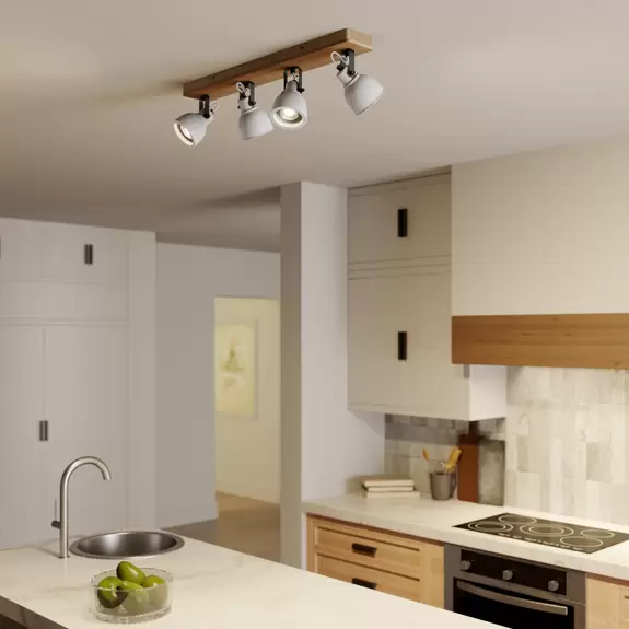 Lampenwelt Lindby Mitis Deckenleuchte, Kiefernholz, 4-fl Tägliche Deals