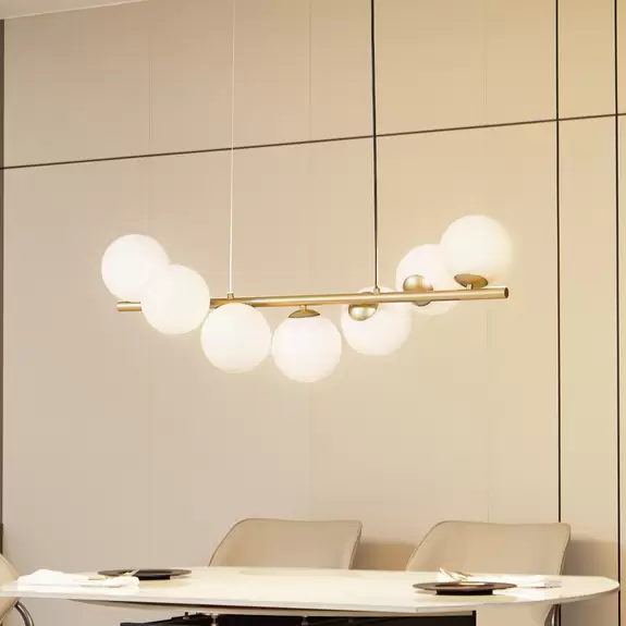Lampenwelt Lucande Hängeleuchte Isandro, gold / opal, 7-flammig Schlussverkauf
