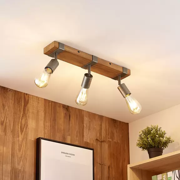 Lampenwelt Lindby Deckenspot Quitana, 3-flammig, Kiefernholz, E27 Osterangebot