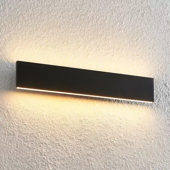 Lampenwelt Lindby Ignazia LED-Wandleuchte, 47 cm, schwarz Fabrikladen