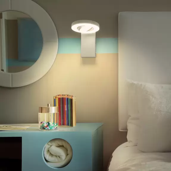 Lampenwelt LEDVANCE LED-Wandstrahler Saturn CCT, Schalter, weiß Nur noch ein Tag übrig
