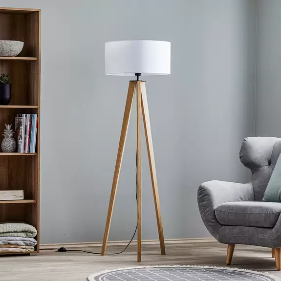 Lampenwelt Stehlampe Maira, Dreibein, Eiche geölt, weiß Rabatt