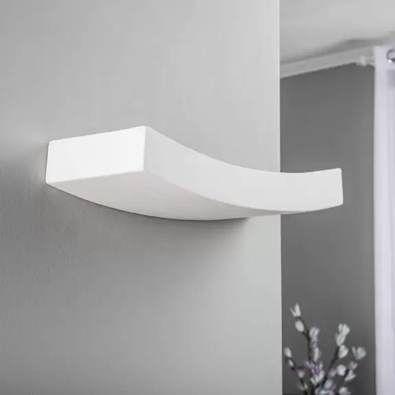 Lampenwelt Wandlampe Lino aus Keramik, gebogene Form Vierteljährliche Förderung