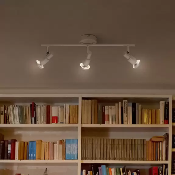 Lampenwelt LEDVANCE LED-Deckenstrahler Spot GU10, dreiflammig, weiß im Angebot