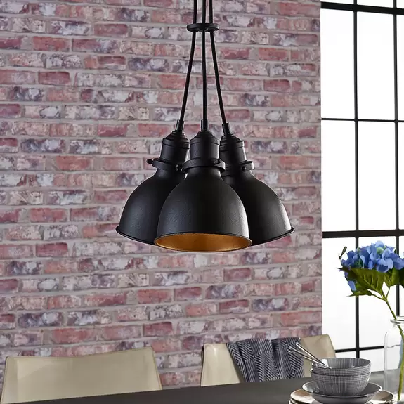 Lampenwelt Dreiflammige Pendellampe Lira, schwarz und gold Saisonale Angebote