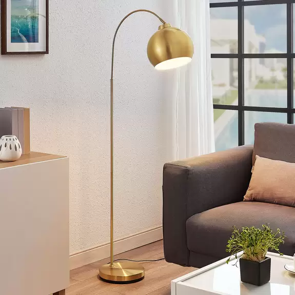 Lampenwelt Lindby Bogenstehlampe Moisia, messingfarben, Eisen, 148 cm Meist gekauft
