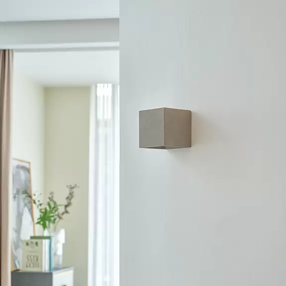 Lampenwelt Lindby Jayden Wandlampe in eckiger Form Preisnachlass