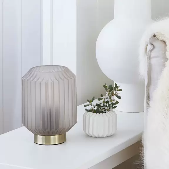 Lampenwelt Beacon Tischleuchte Clancy, Glasschirm weiß, Höhe 17 cm Discount Store für neue Produkte