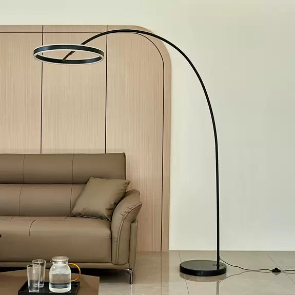 Lampenwelt Lucande LED-Bogenstehlampe Yekta, 3-stepdim, schwarz Fabrikladen