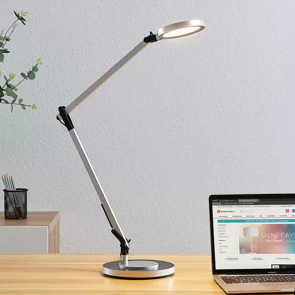 Lampenwelt Lindby Rilana LED-Schreibtischlampe mit Dimmer Letzte 3 Tage