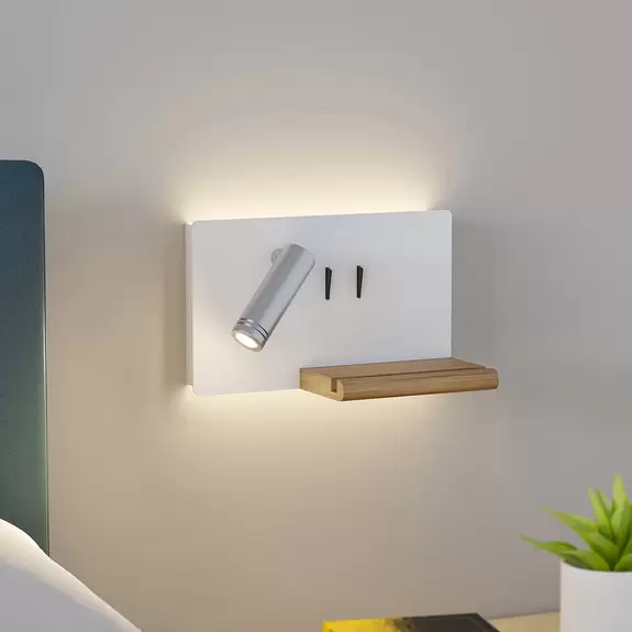 Lampenwelt Lucande LED-Wandlampe Kimo, weiß/nickel, Alu, USB, Ablage Begrenzte Freigabe