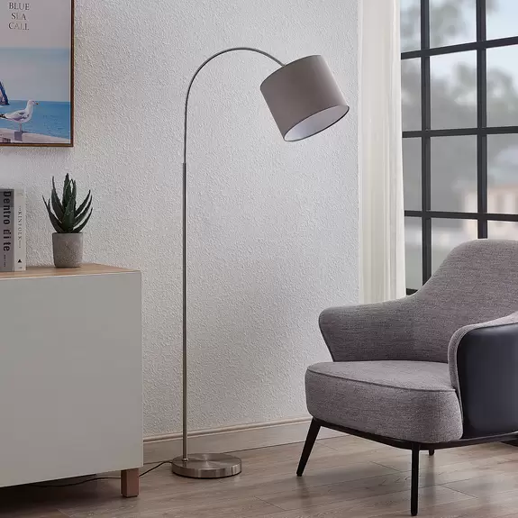 Lampenwelt Lindby Keriba Stehleuchte, nickel/taupe Bis zu 50% Rabatt