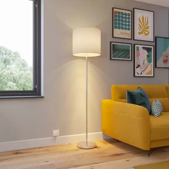 Lampenwelt Lindby Everly Stehlampe mit Textilschirm Rabatte dieses Monats
