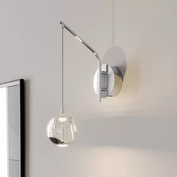 Lampenwelt Lucande LED-Wandlampe Hayley, chromfarben, Glas, 34 cm hoch Großer Ausverkauf
